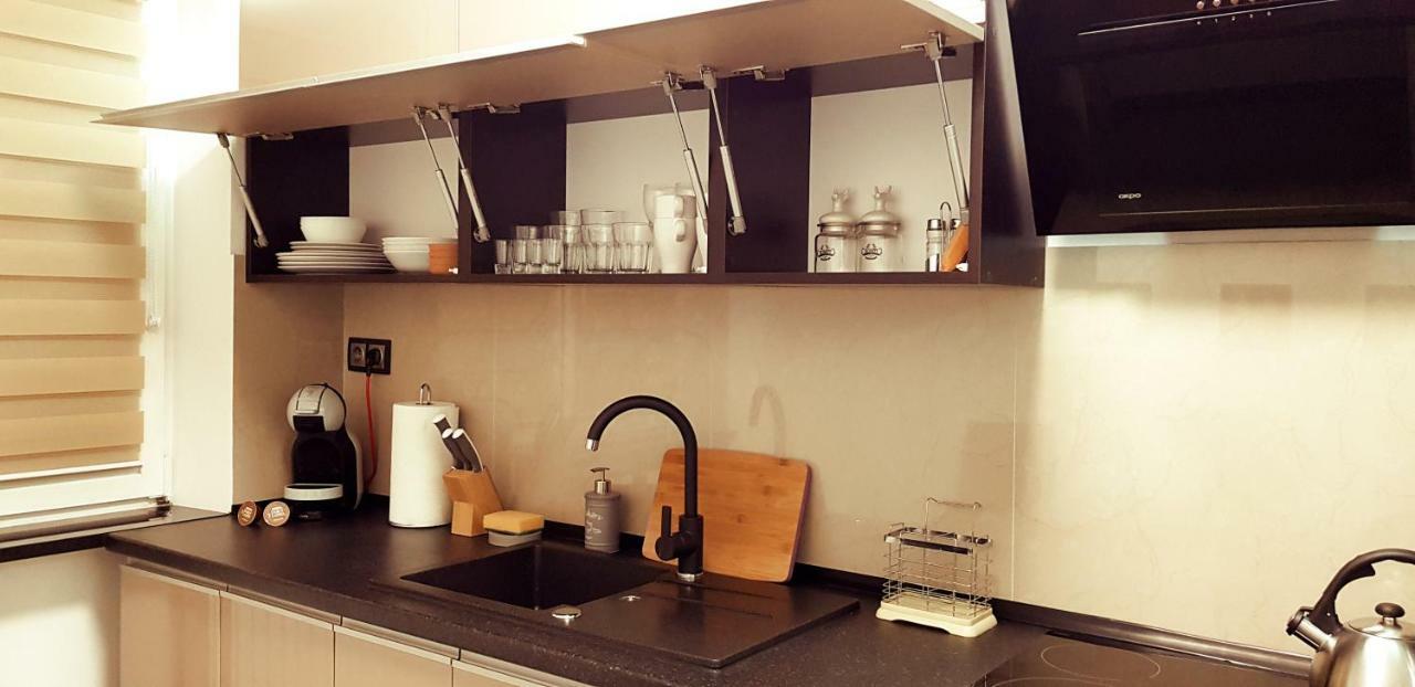 Apartament H&P Gold Apartment Warsawa Bagian luar foto
